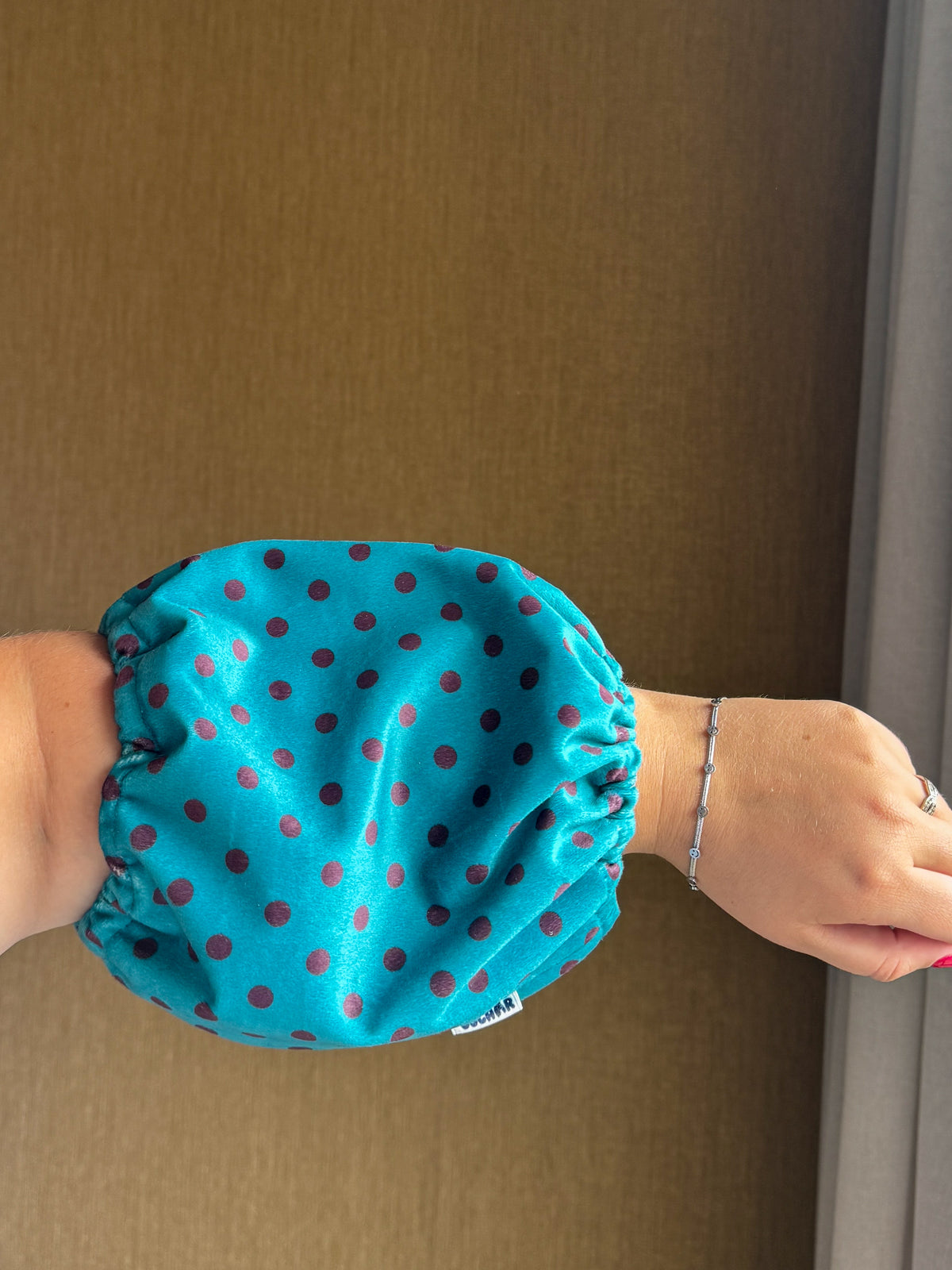 LOUISE - velvet snood polkadots